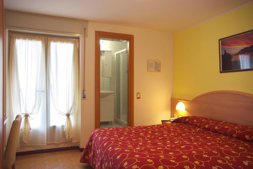 Hotel Residence Panoramica Brenzone sul Garda Pokoj fotografie