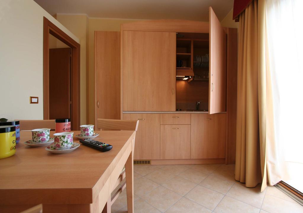 Hotel Residence Panoramica Brenzone sul Garda Pokoj fotografie