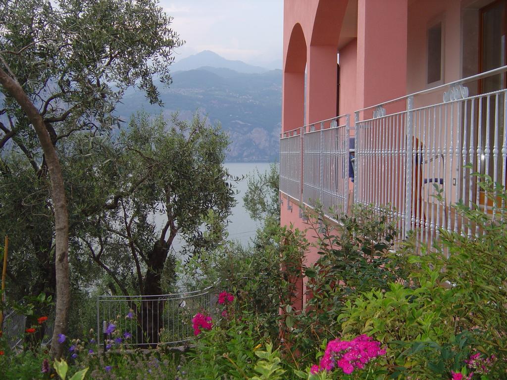 Hotel Residence Panoramica Brenzone sul Garda Pokoj fotografie